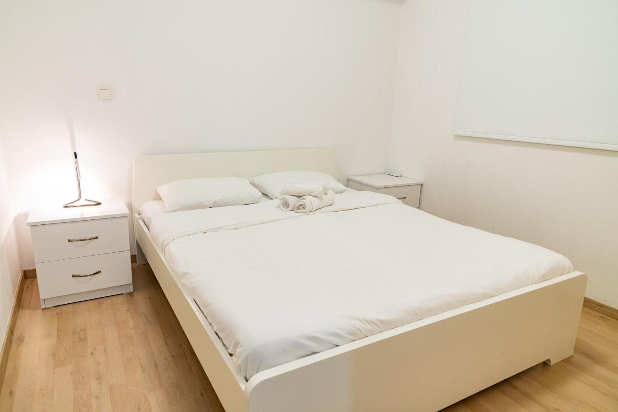 Earth Apartment Ларнака Екстериор снимка